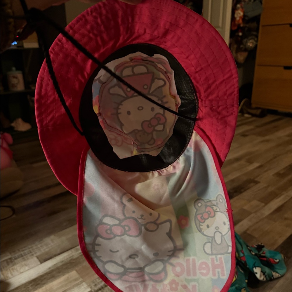 Hello kitty sun hat - Picture 5 of 5